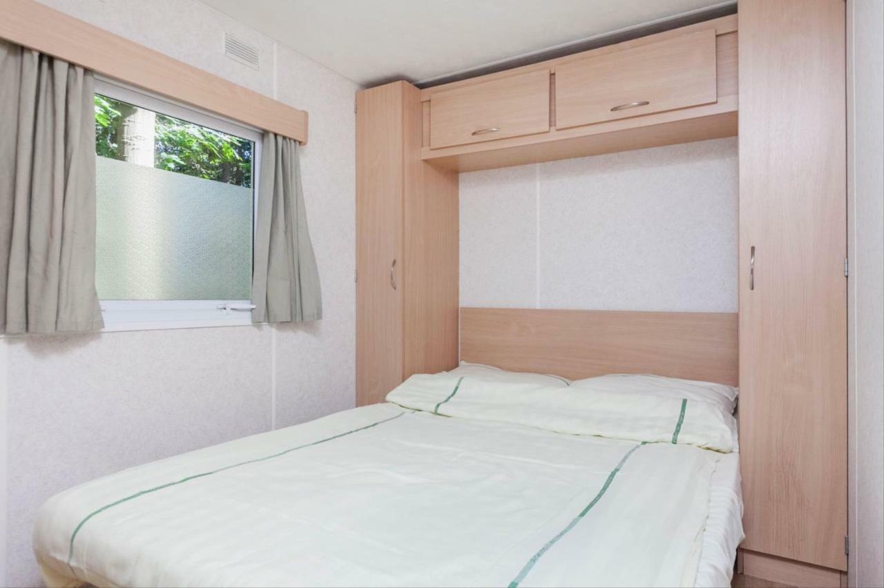 Ra Veluwe Mobile Home Arnhem Extérieur photo