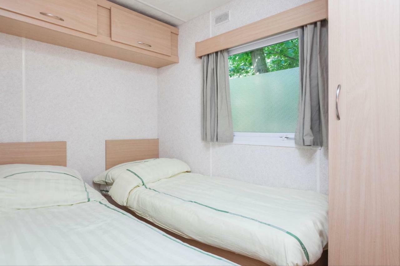 Ra Veluwe Mobile Home Arnhem Extérieur photo